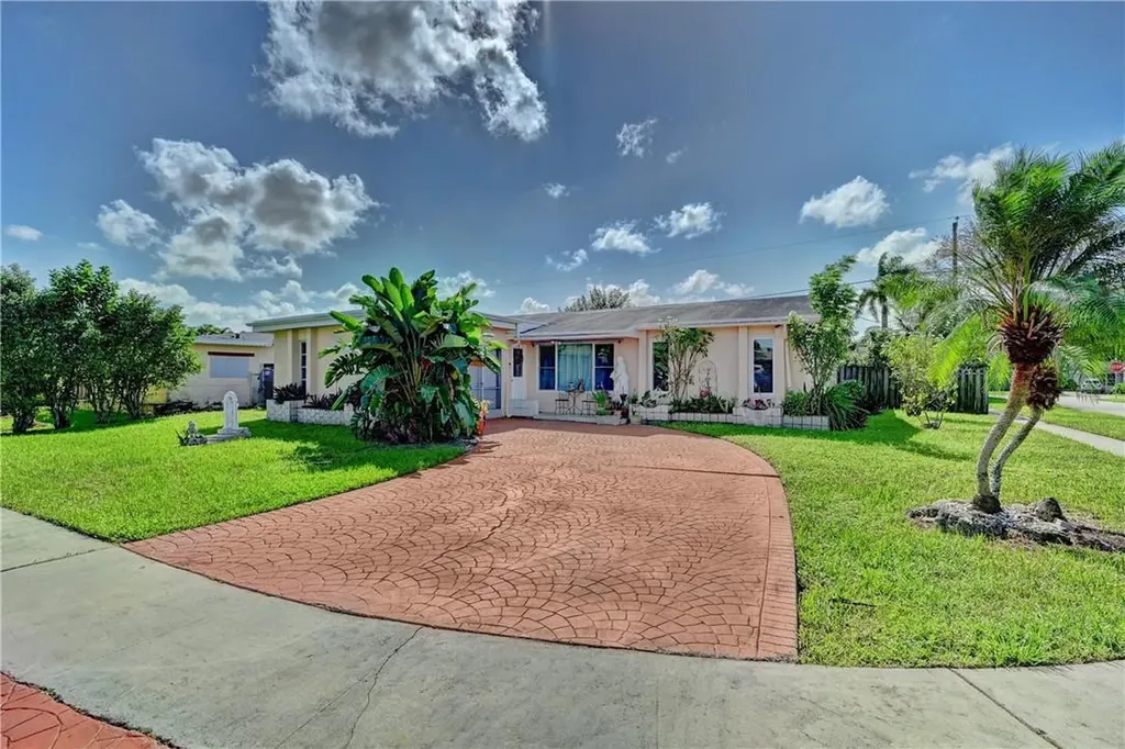 11730 NW 29th Place Sunrise FL 33323