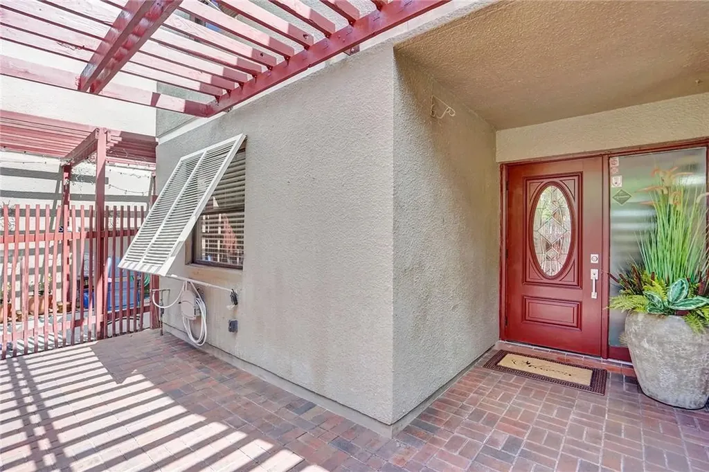 1001 N Hiatus Road Pembroke Pines FL 33026