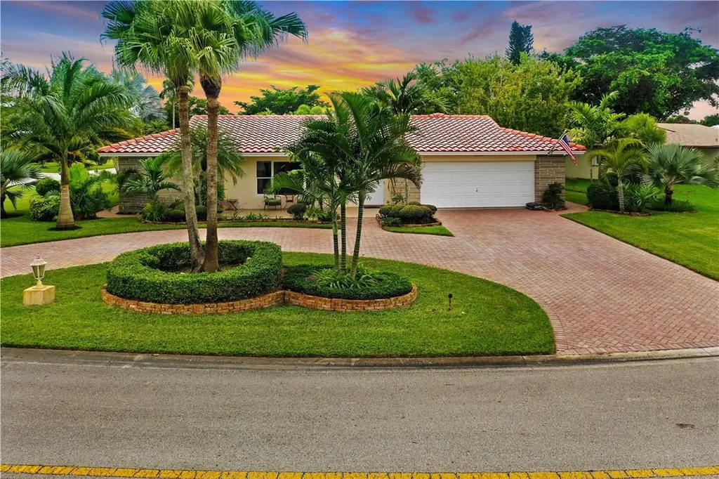 10104 NW 82nd Street Tamarac FL 33321