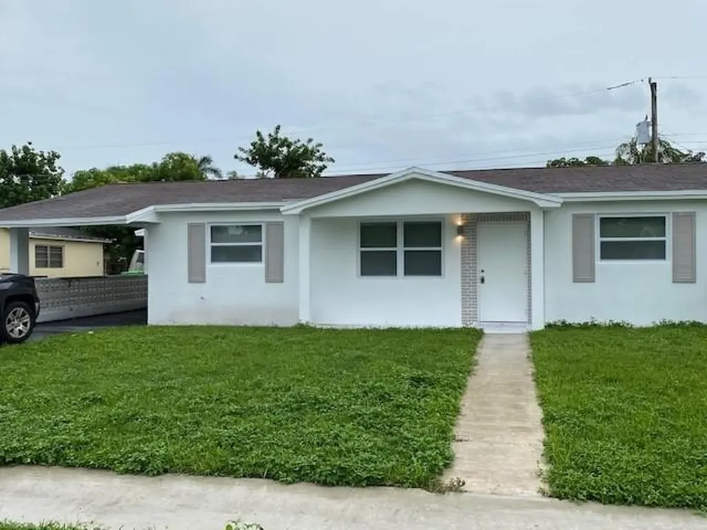 2430 NW 63rd Terrace Sunrise FL 33313