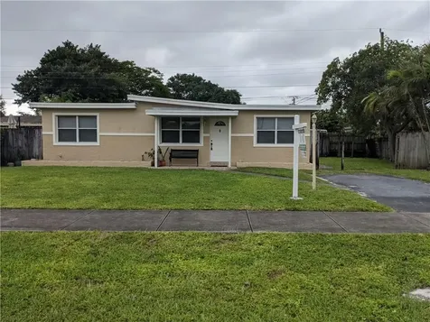 5640 SW 40th Court West Park FL 33023