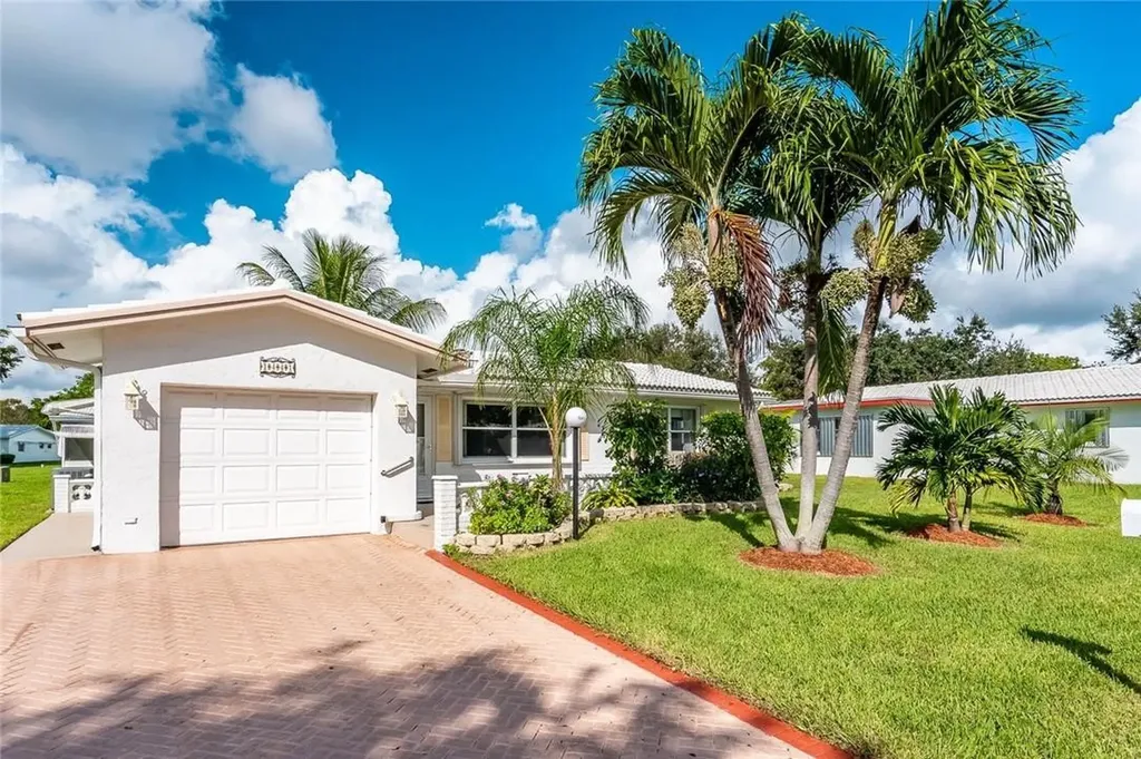1441 NW 85th Terrace Plantation FL 33322
