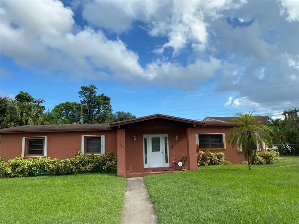 3390 NW 8th Street Lauderhill FL 33311