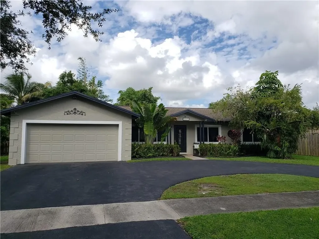 11633 SW 59th Court Cooper City FL 33330