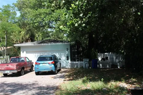 909 NE 5th Street Pompano Beach FL 33060