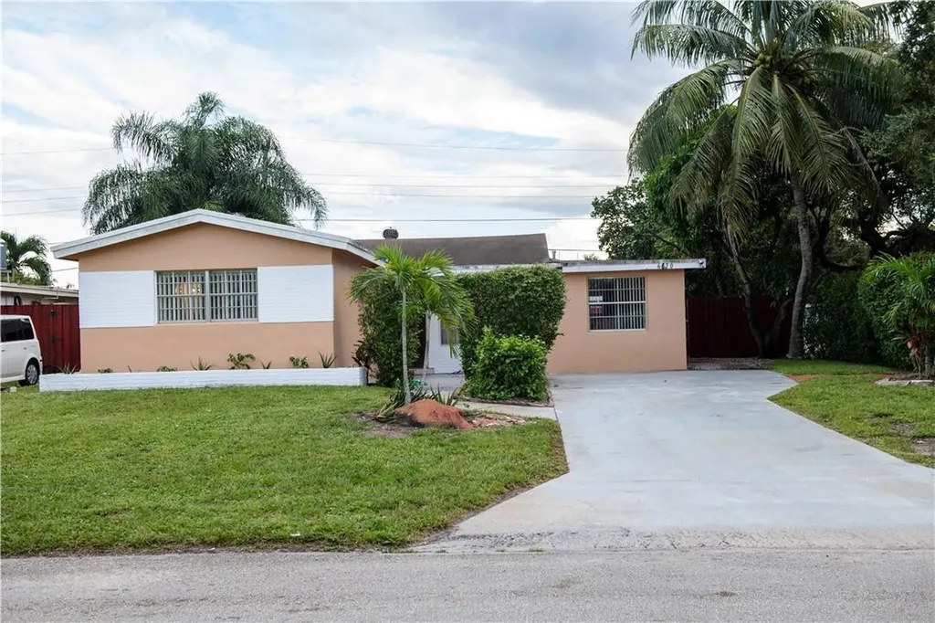 6670 Allen Street Hollywood FL 33024