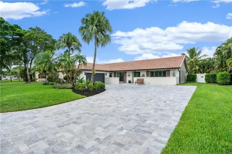 11205 NW 10th Place Coral Springs FL 33071