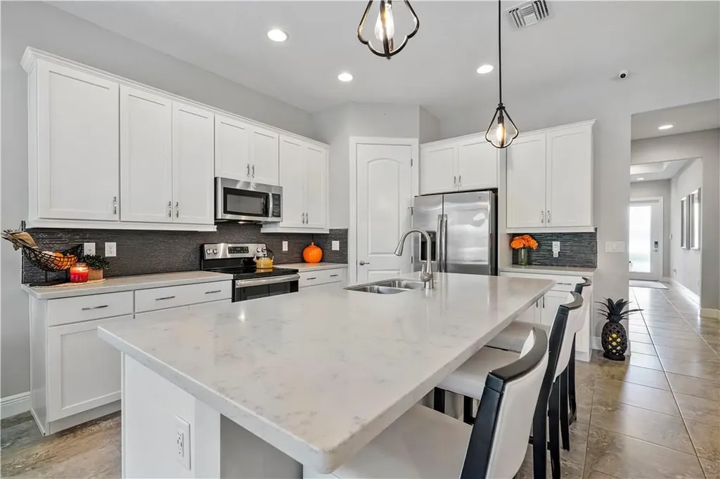 9074 NW 39th Street Coral Springs FL 33065