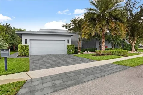 621 NE 21st Court Wilton Manors FL 33305