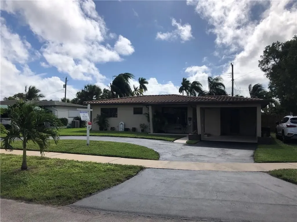 3258 Buchanan Street Hollywood FL 33021