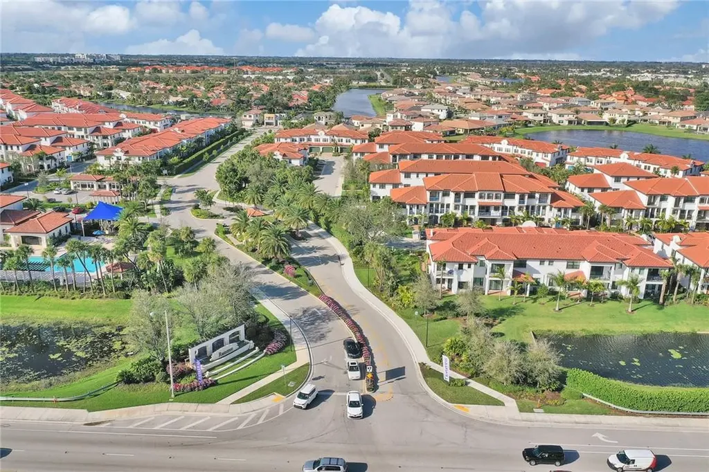 11351 SW 15th Street Pembroke Pines FL 33025