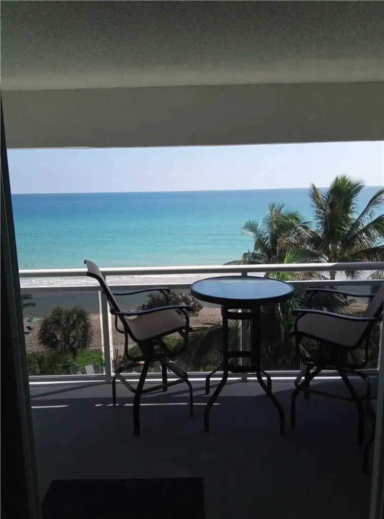500 SE 21st Avenue Deerfield Beach FL 33441