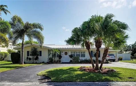 2648 NE 26th Street Lighthouse Point FL 33064