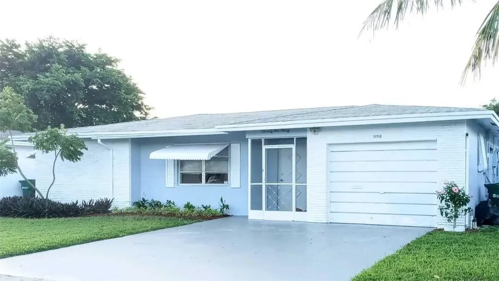 7190 NW 8th Court Margate FL 33063