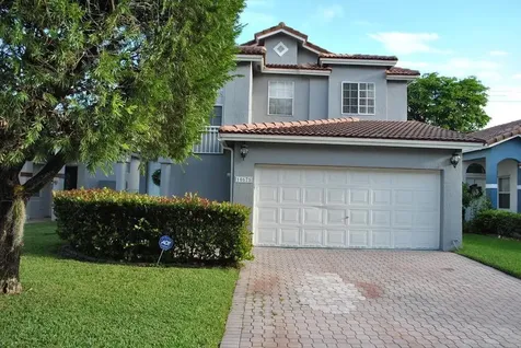 10675 NW 7th Street Pembroke Pines FL 33026