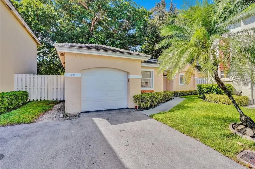 9879 NW 2nd Street Plantation FL 33324