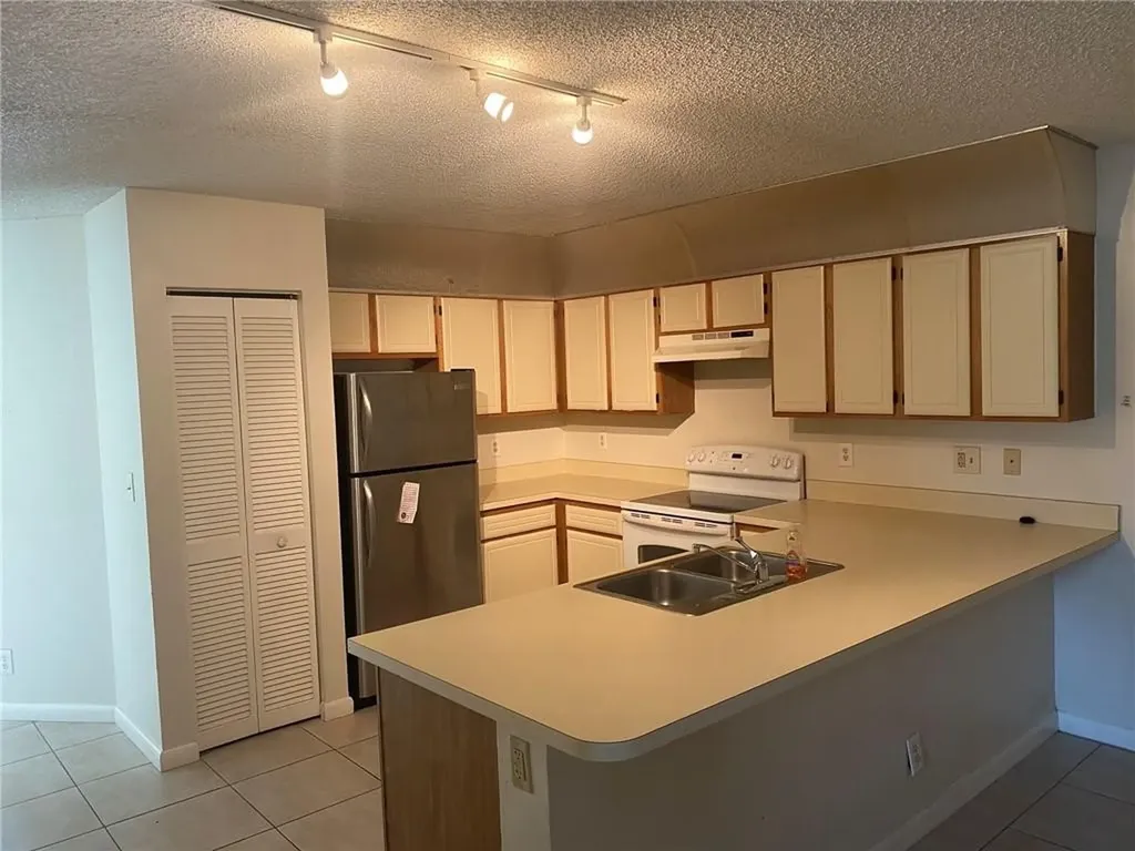 3270 NW 118th Lane Coral Springs FL 33065