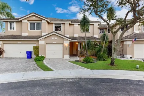 15808 SW 11th Street Pembroke Pines FL 33027