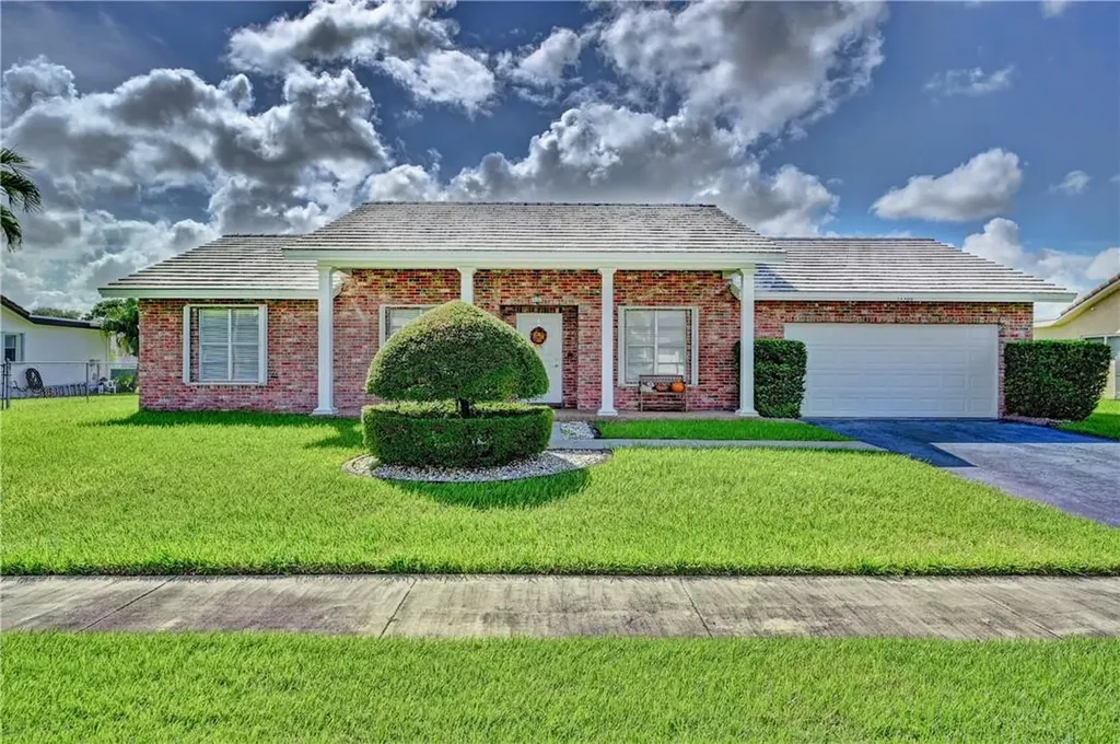 13308 NW 10th Street Sunrise FL 33323