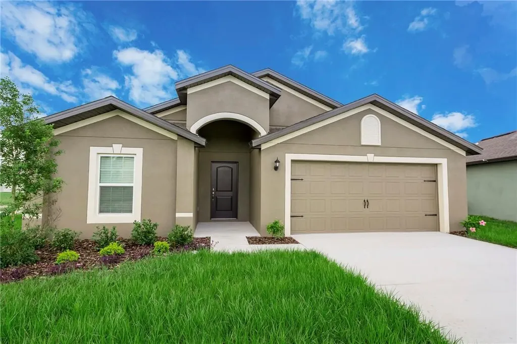 981 SW Paar Drive Port St Lucie FL 34953
