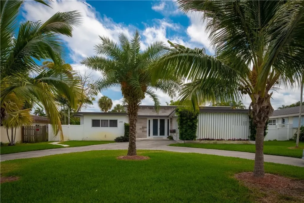 2550 SE 5th Court Pompano Beach FL 33062