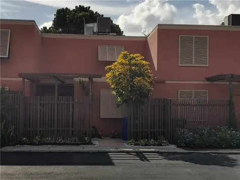 1470 Laguna Lane Pembroke Pines FL 33026