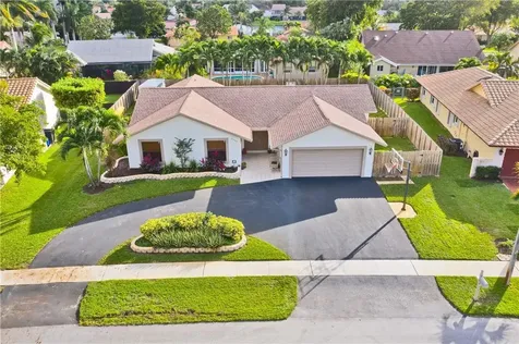 9590 NW 17th Street Plantation FL 33322