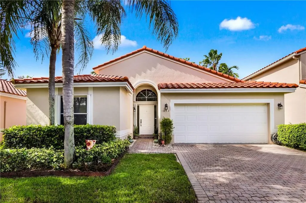 1642 SW 148th Terrace Pembroke Pines FL 33027