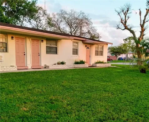 5831 SW 27th Street West Park FL 33023