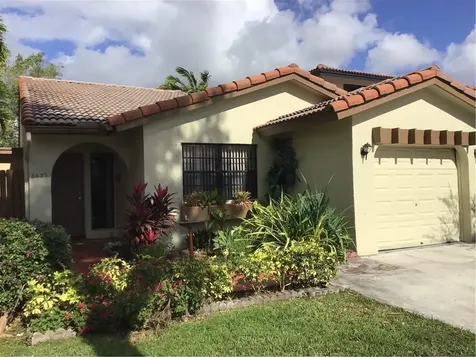 6635 NW 173rd Lane Hialeah FL 33015