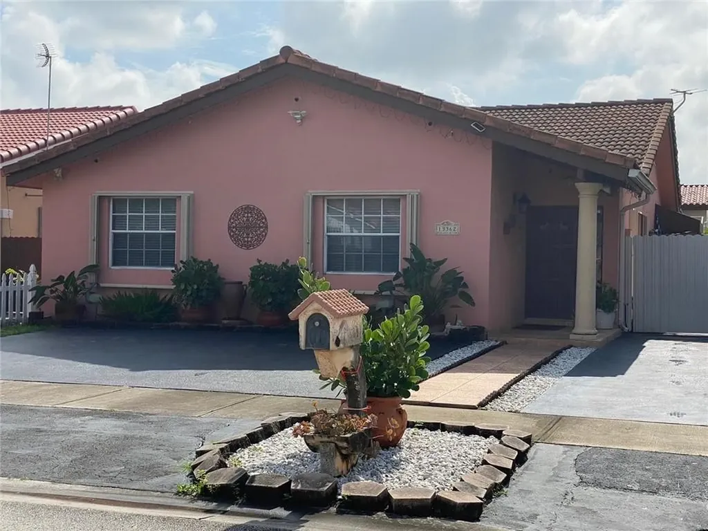 13362 SW 27th Street Miami FL 33175