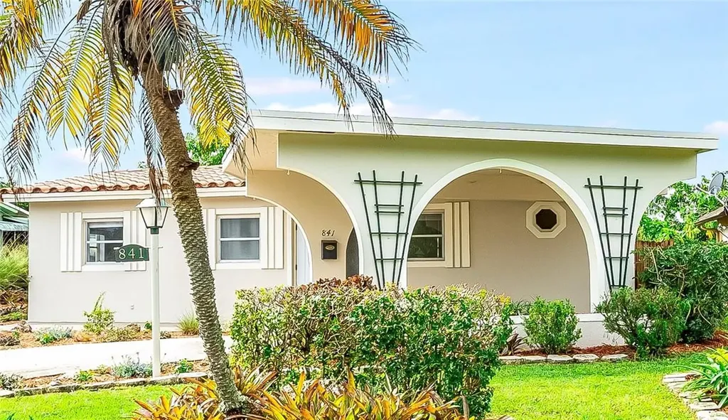 841 SW 63rd Terrace North Lauderdale FL 33068