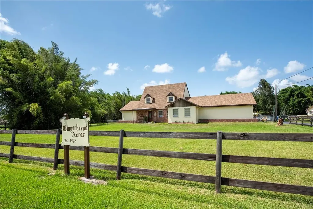 14661 W Palomino Drive Southwest Ranches FL 33330