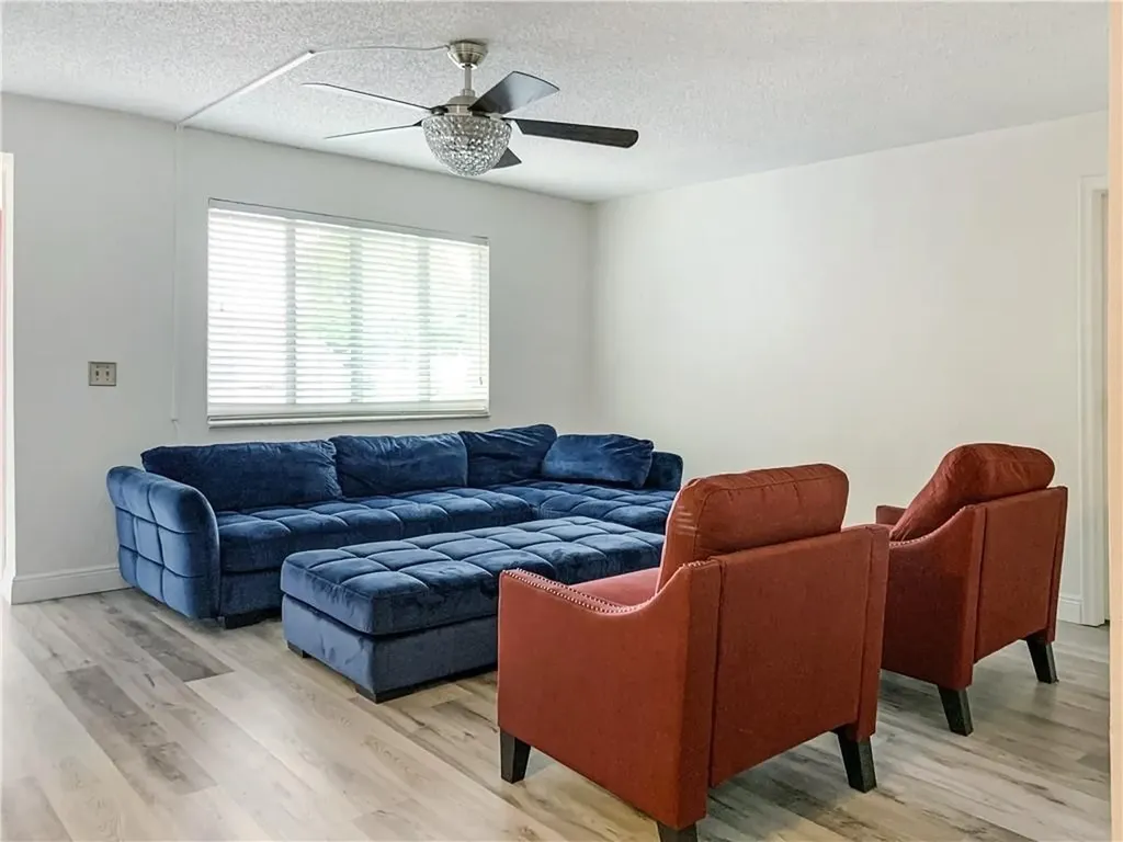 9370 NW 26th Street Sunrise FL 33322