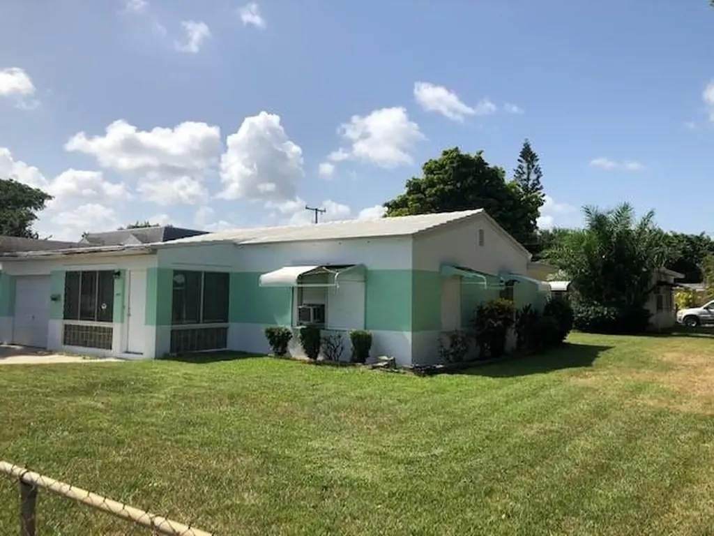 1905 Scott Street Hollywood FL 33020