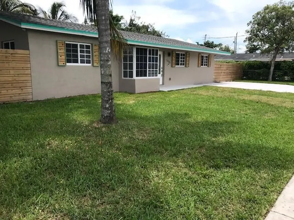 6620 NW 8th Court Margate FL 33063