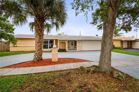11620 NW 29th Place Sunrise FL 33323