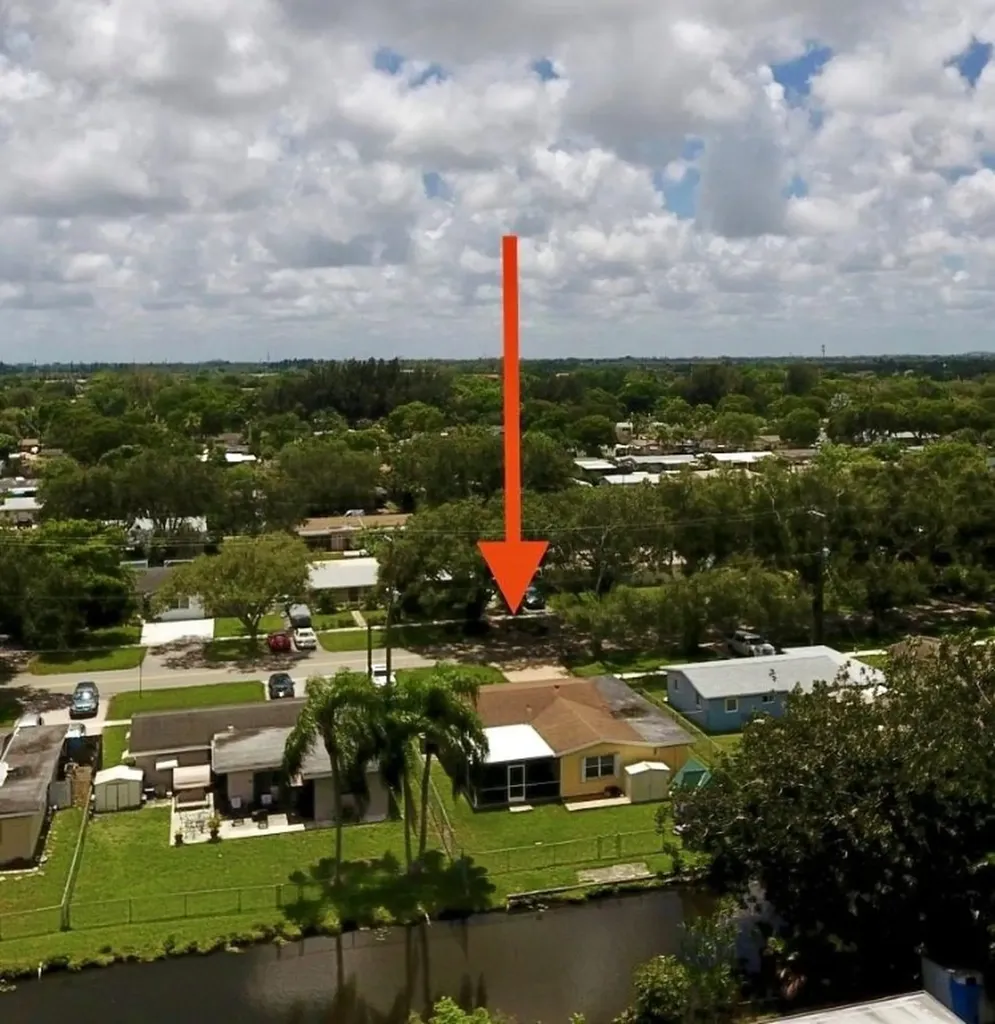 9417 SW 52nd Street Cooper City FL 33328