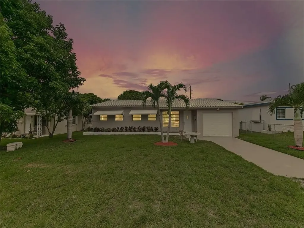 3238 Cleveland Street Hollywood FL 33021