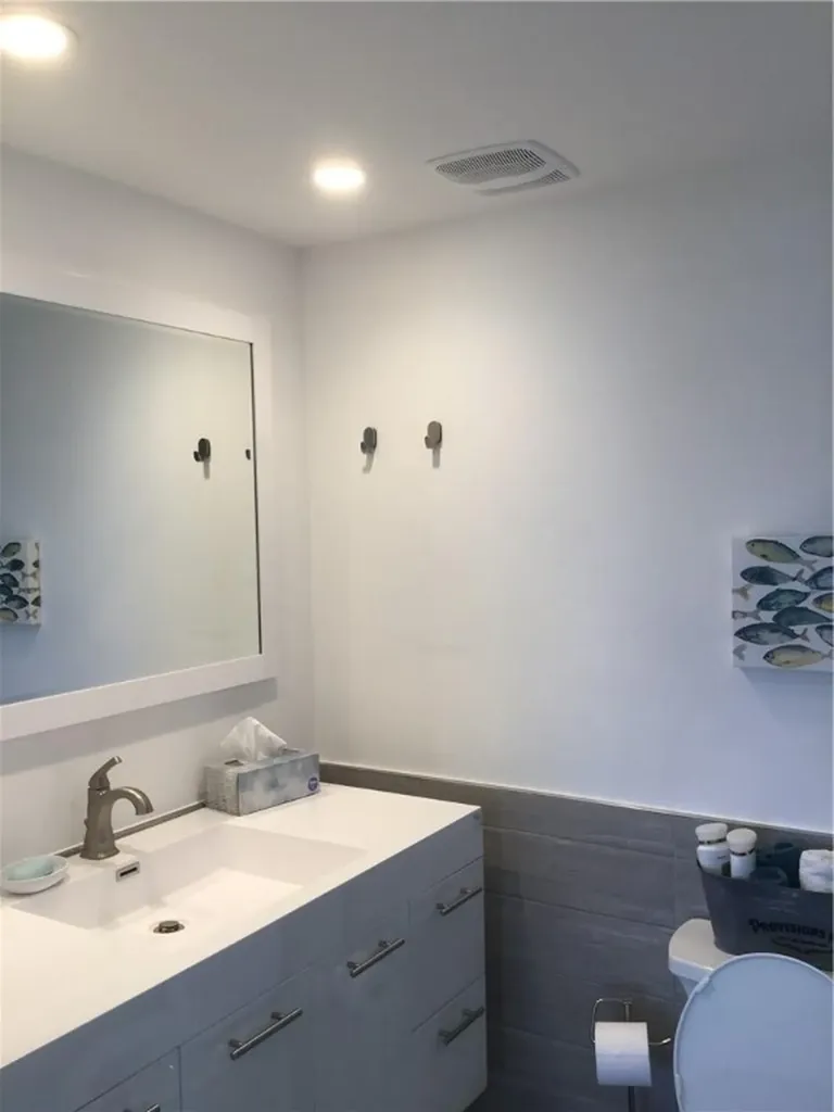500 SE 21st Avenue Deerfield Beach FL 33441