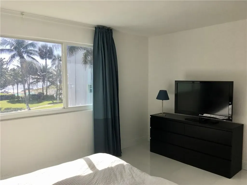 500 SE 21st Avenue Deerfield Beach FL 33441