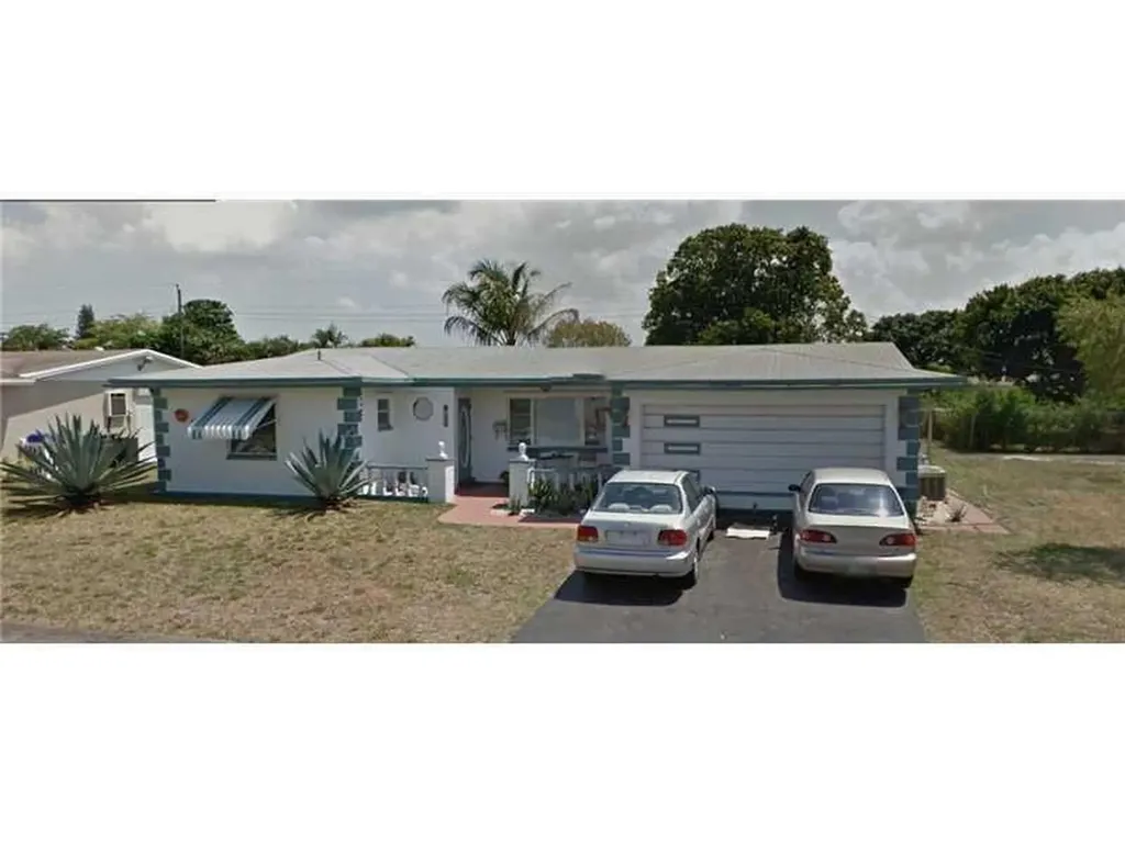 7528 Garfield Street Hollywood FL 33024