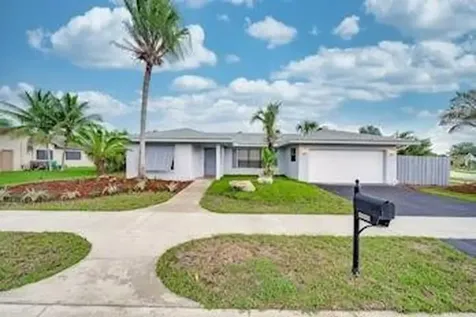 8990 NW 67th Court Tamarac FL 33321