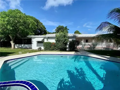 2442 Garfield Street Hollywood FL 33020
