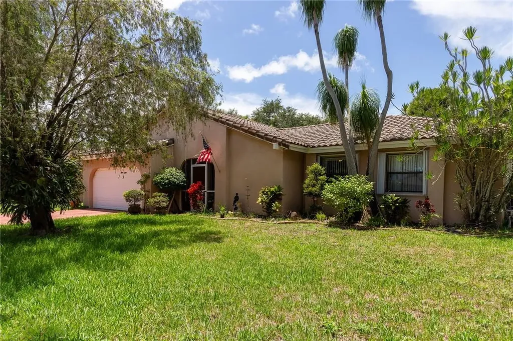 5061 SW 117th Way Cooper City FL 33330