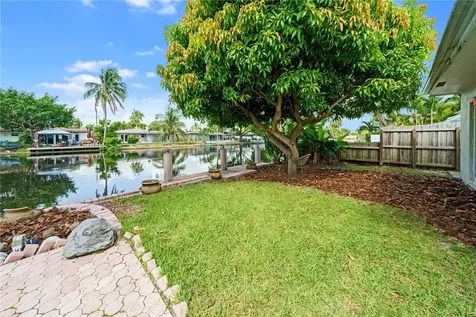 216 NE 30th Street Wilton Manors FL 33334