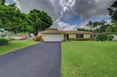 8710 NW 21st Court Coral Springs FL 33071
