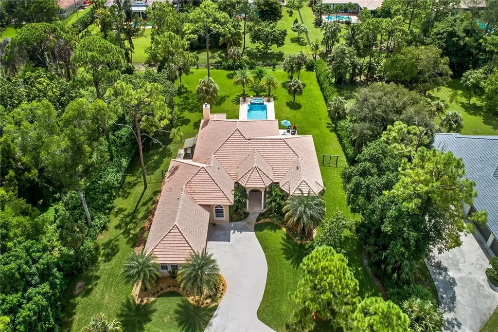 6878 NW 66th Way Parkland FL 33067
