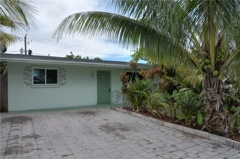 1653 SW 70th Avenue North Lauderdale FL 33068
