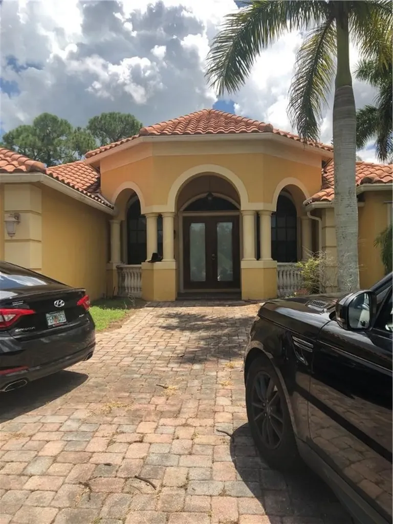 1251 SW Bayshore Boulevard Port St Lucie FL 34983